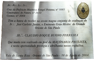 Placa da Loja Manica Cruz da Perfeio Manica Rangel Pestana n 1085