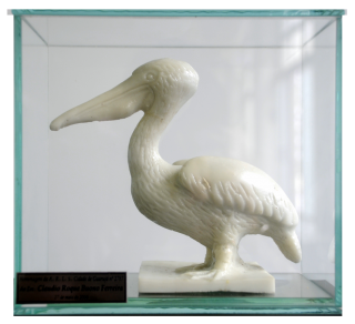 Escultura de Pelicano